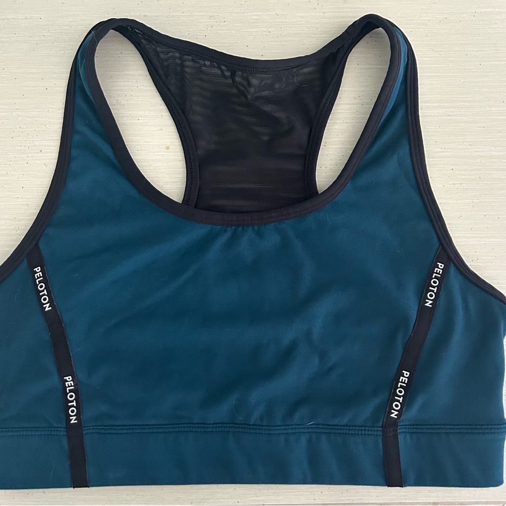 NWT PELOTON HERE NOW LOGO TAPE RACER BACK MESH SPORTS BRA